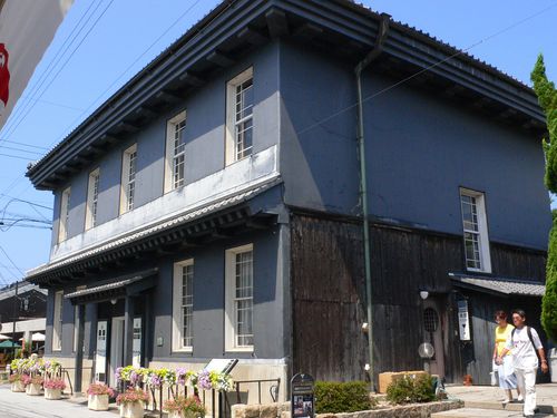 The black-walled Kurokabe Glass House in Nagahama's Kurokabe Square — the historic quarter where the museum stands